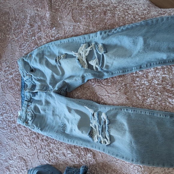 Levi's 501 90's Destroyed Jean - Picture 8 of 13